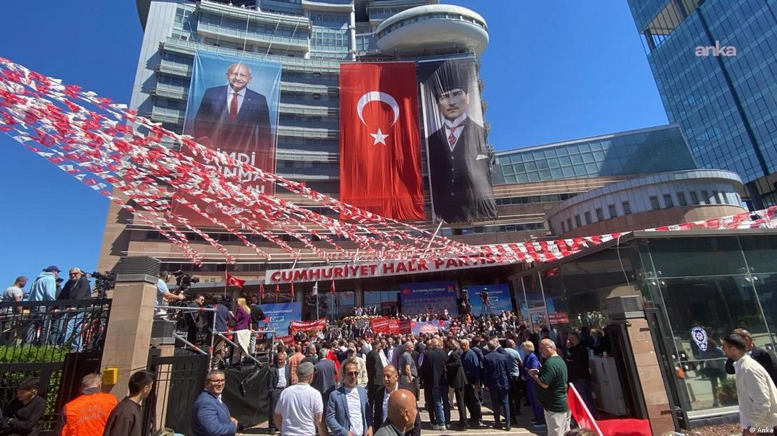 CHP’de gözler PM’de: Olağanüstü kurultay kararı yakın mı?