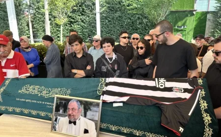 Gazeteci Reha Muhtar İstanbul'da Son Yolculuğuna Uğurlandı