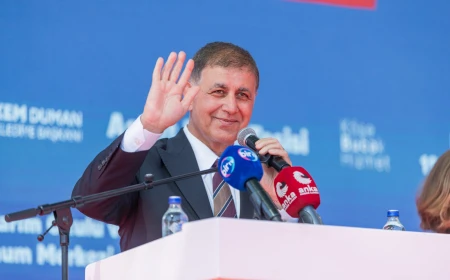 Cemil Tugay yeni partinin genel başkanı mı olacak? CHP’de liderlik hesabı
