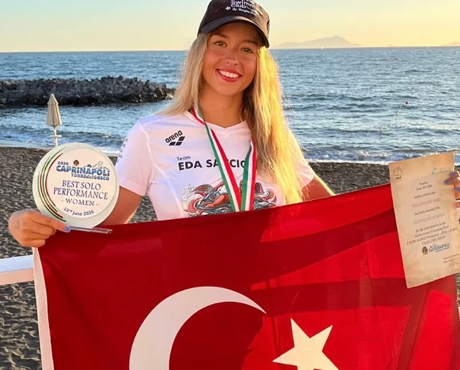 Eda Savcıgil Capri–Napoli parkurunu solo geçen ilk Türk oldu
