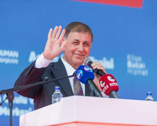 Cemil Tugay yeni partinin genel başkanı mı olacak? CHP’de liderlik hesabı