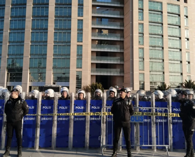 Mahmut Övür: Silivri operasyonu CHP’de tartışmayı büyüttü