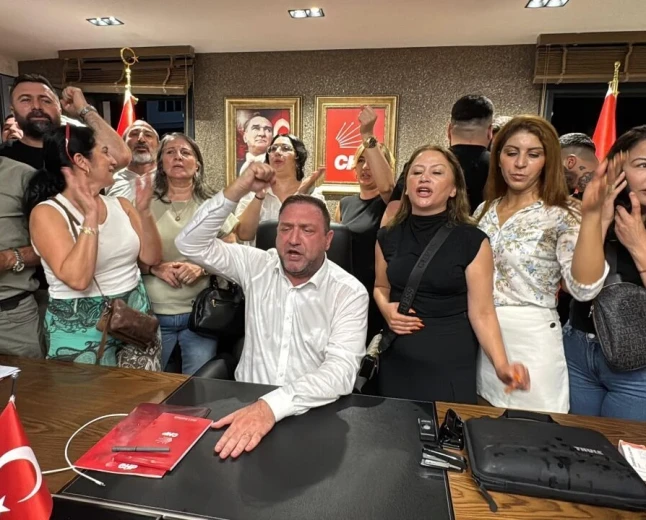 CHP İzmir’de görev değişimi krizi: Deniz Yücel’in sözleri gündem oldu