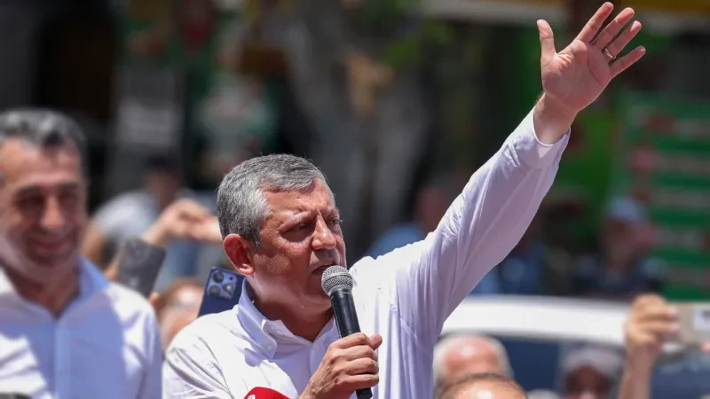 Özgür Özel yeni parti sürecini başlattı: 86 milletvekili gündemde