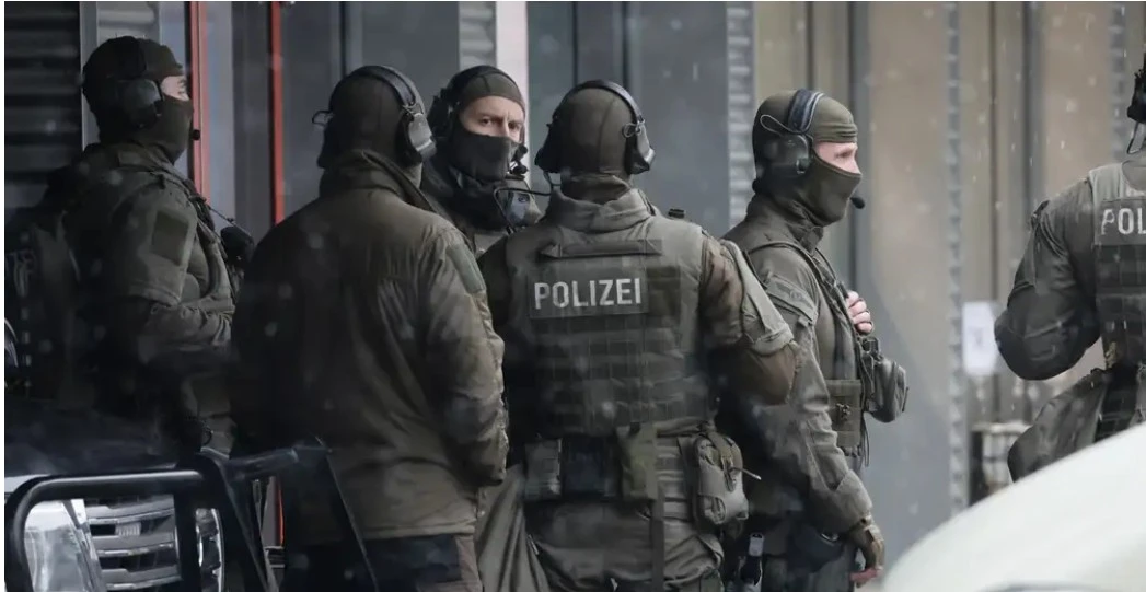 Almanya Dresden’de polise ateş açan Türk vatandaşı vurularak yakalandı