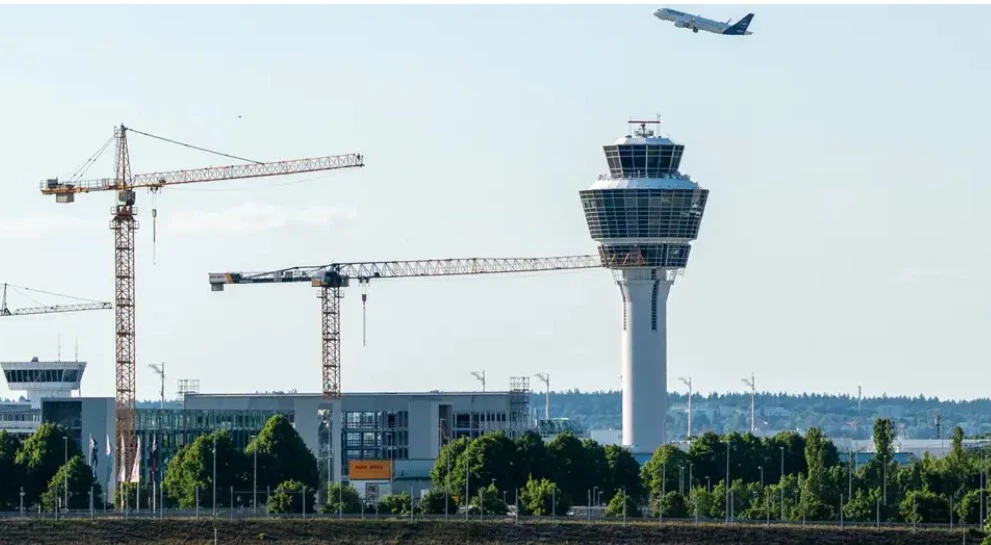 Münih Havalimanı’na sınır dışı işlemleri için özel terminal