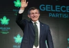 Davutoğlu’nun Gelecek Partisi 22 Ağustos’ta fesih kongresine gidiyor