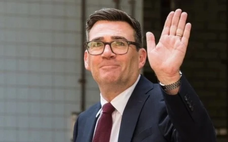 İngiltere Başbakanı Burnham’dan Zelenskiy’e yüzde 100 destek sözü