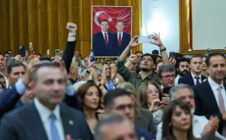 Özgür Özel yeni parti kararını açıkladı: Toplantıda 85 milletvekili