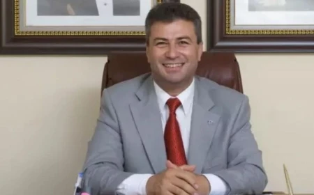Ömür Kabak, Özgür Özel’in kuracağı yeni partiye katılacağını açıkladı