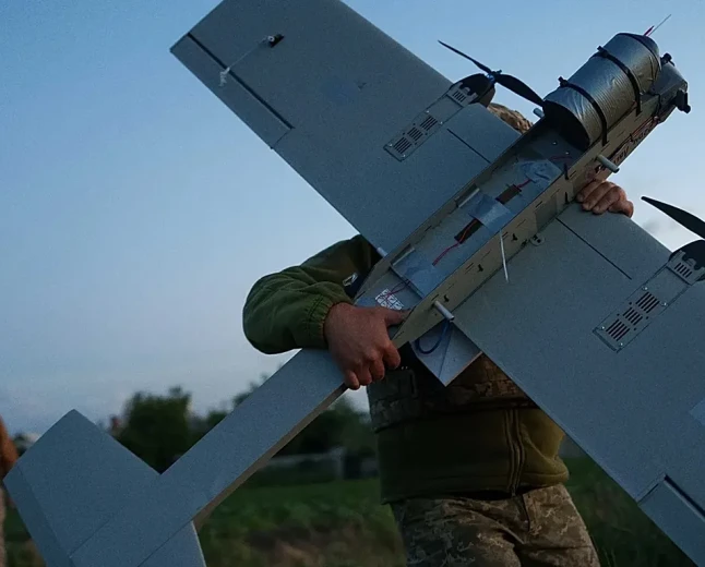 Ukrayna Rusya’daki lojistik merkezleri ve petrol tesisini hedef aldı