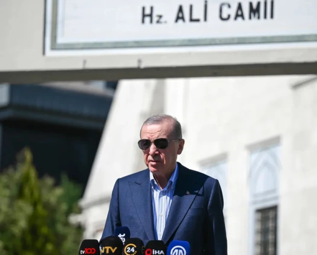 Erdoğan cuma namazını Üsküdar’daki Hz. Ali Camisi’nde kıldı