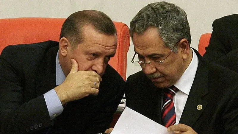 Bülent Arınç'tan AKP'nin 25. yılında çağrı: Liyakat ve istişare