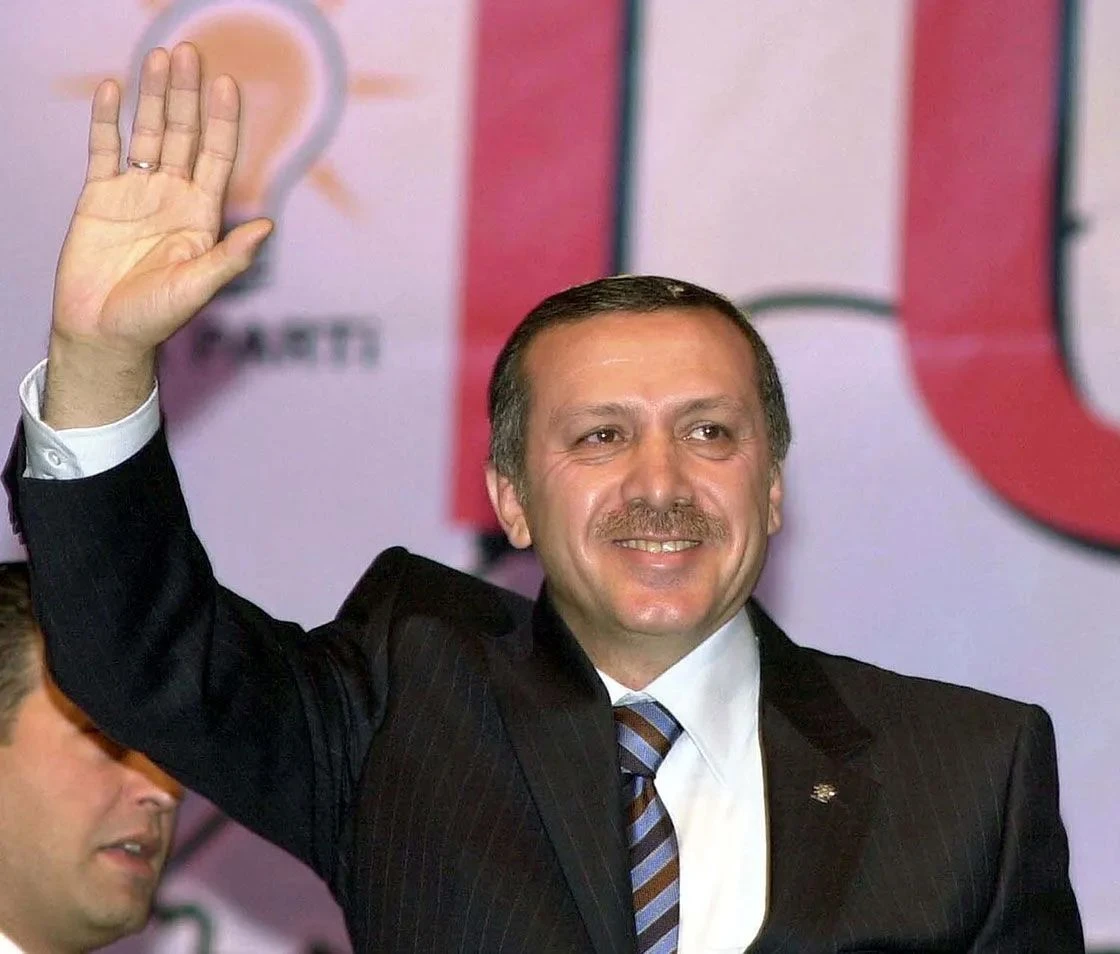 AK Parti 25 yaşında: Türkiye siyasetinde çeyrek asırlık iktidar dönemi
