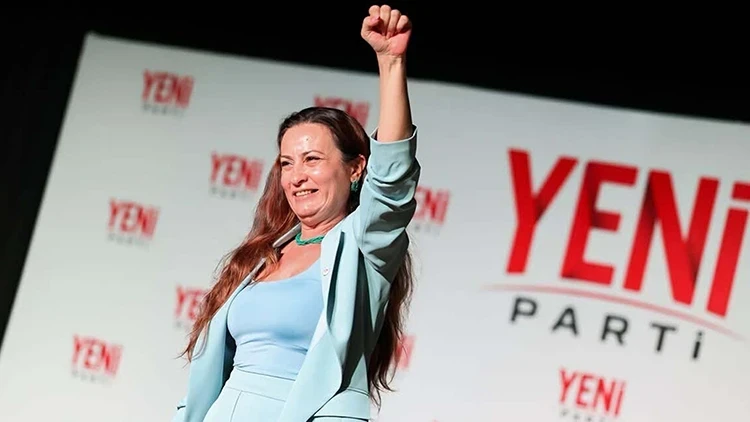 YENİ Parti Manisa İl Başkanı İlksen Özalper soruşturmada gözaltına alındı