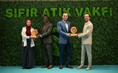 Atığın Hikayesi sergisi İstanbul’da açıldı: 1.591 eser yarıştı