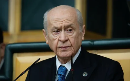 Bahçeli: Öcalan umuda, Ahmetler göreve, Demirtaş evine dönmeli
