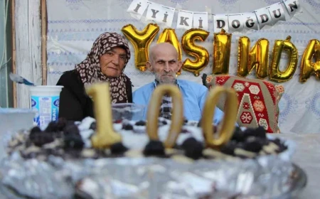 Amasya’da 100’üncü yaş gününü kutlayan Ali Gezer hayatını kaybetti