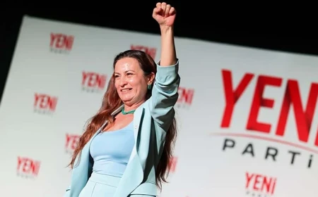 YENİ Parti Manisa İl Başkanı İlksen Özalper soruşturmada gözaltına alındı