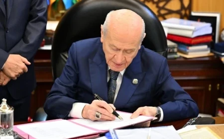 Bahçeli çerçeve yasa teklifini imzaladı: Süreç Meclis’e taşınıyor