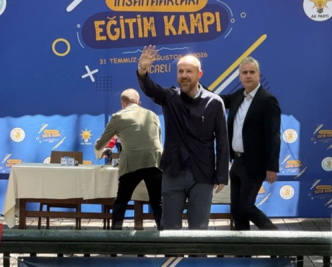 Bilal Erdoğan, Kocaeli’de insan hakları kampında gençlerle buluştu