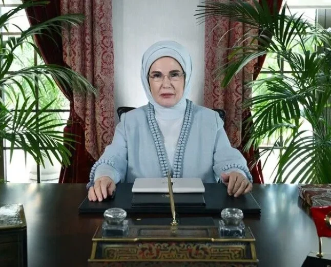 Emine Erdoğan’dan Kiev zirvesine mesaj: Ukrayna’nın direncini vurguladı