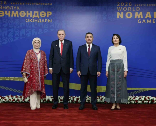 Erdoğan Bişkek Arena’da Caparov tarafından karşılandı, oyunlar başladı