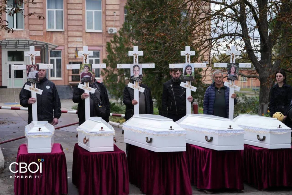  Rus saldırısında 10 üyesini yitiren Voronov ailesinde beş çocuğa veda