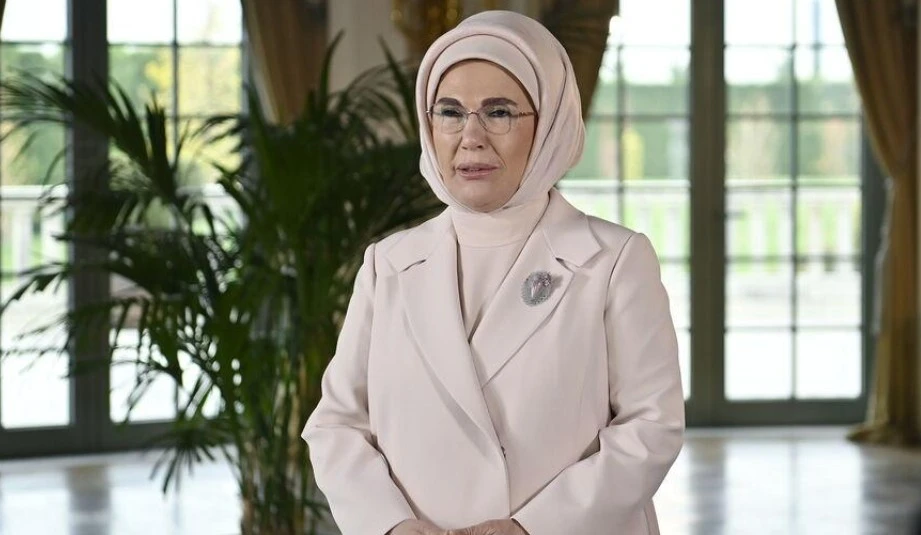 Emine Erdoğan’dan TDT Zirvesi’nde güçlü kardeşlik ve dayanışma mesajı