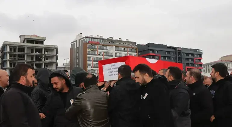 Şehit polis Tayfun Akalan’a Van’da düzenlenen resmî törenle veda edildi