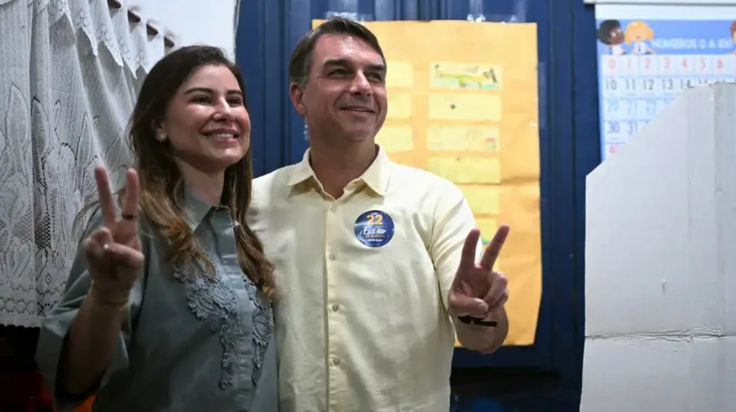 Flávio Bolsonaro Brezilya'dan ayrıldı: Arjantin güzergâhı doğrulandı