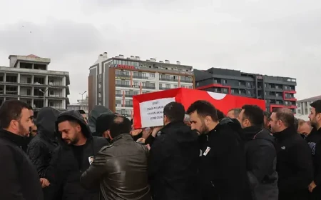 Şehit polis Tayfun Akalan’a Van’da düzenlenen resmî törenle veda edildi