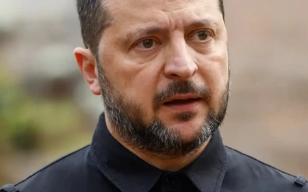 Zelenskiy: Ukrayna toprak meselesini liderler düzeyinde görüşmeye hazır