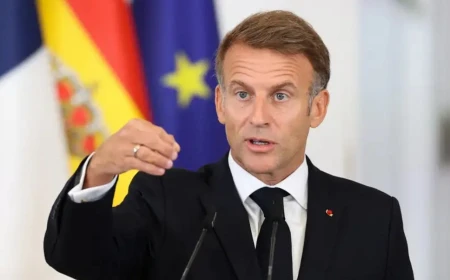 Macron, Fransa’daki olaylarda göçmenleri suçlayan Trump’a yanıt verdi