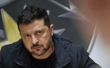 Zelenskiy Ukrayna'nın kırmızı çizgilerini açıkladı: Toprak, ordu ve statü