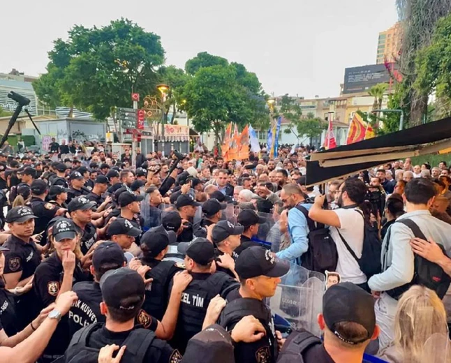 Cemil Tugay iddiası İzmir’i hareketlendirdi: Polis müdahalesi