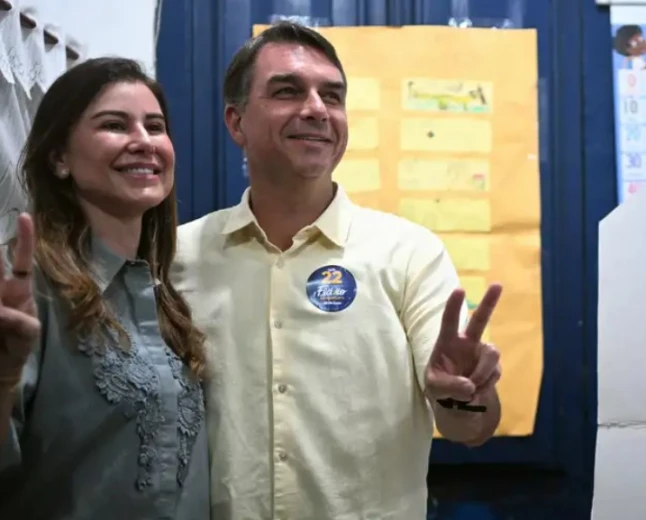 Flávio Bolsonaro Brezilya'dan ayrıldı: Arjantin güzergâhı doğrulandı
