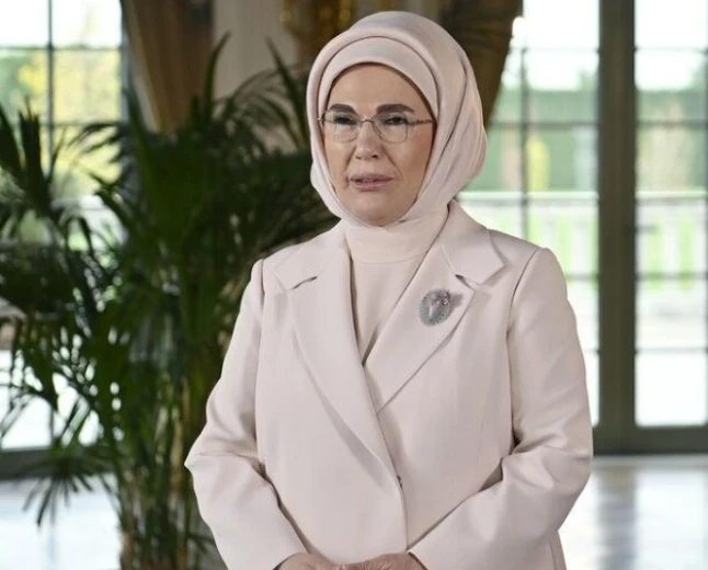 Emine Erdoğan’dan TDT Zirvesi’nde güçlü kardeşlik ve dayanışma mesajı